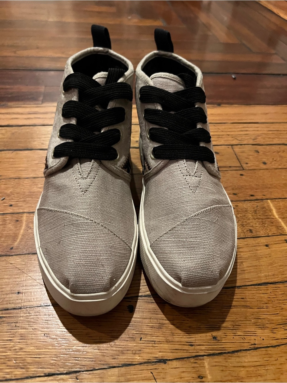 Toms Taupe Canvas Ankle Sneakers with Black Laces